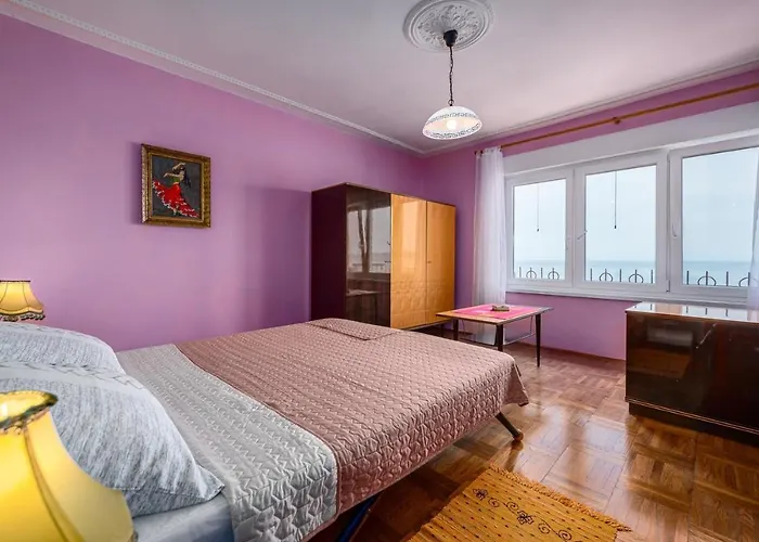 Apartment Crveni